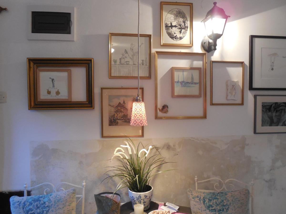 Ferienwohnung Steinhaus Mit Terrasse Rovinj Exterior foto